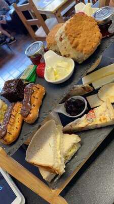 Bernie's Of Ingleton