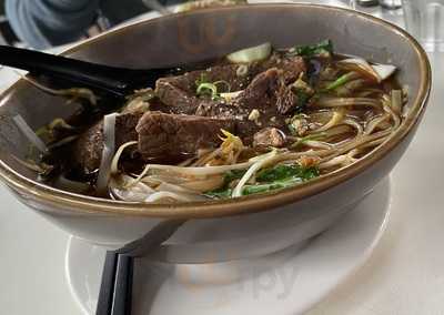 In Thais Cafe & Noodle Bar