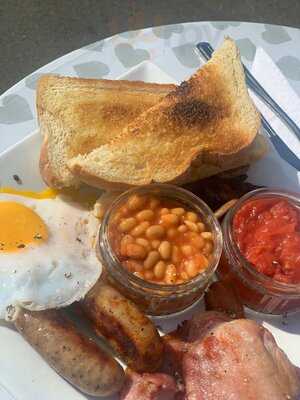 J’s Royal Treats Tea Room