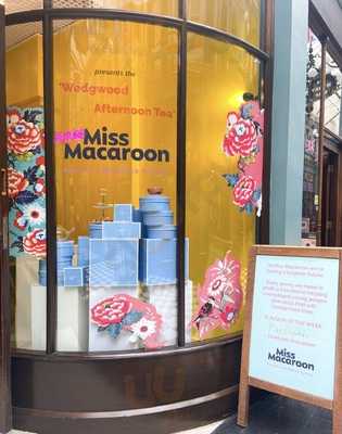 Miss Macaroon