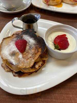 Villa Farm Shop & Cafe - Photo 8