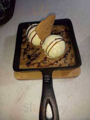 Retreat Sheesha Lounge