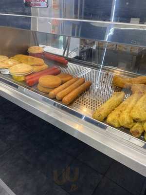 Arco Pizza & Fish Bar