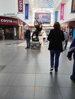 Greggs - Liverpool Central Station