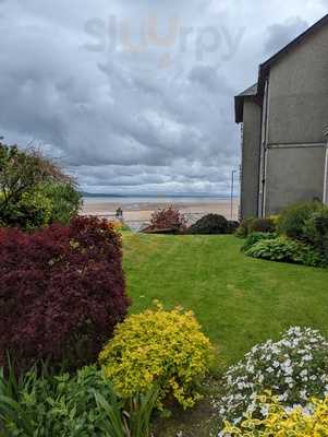 Grange Charcoal Grill