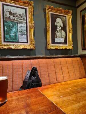 The Benjamin Huntsman