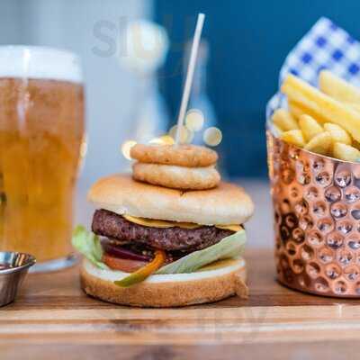 Rock Spice Restaurant & Lounge