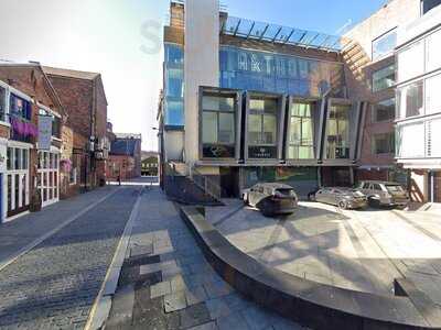 Arthouse Bar And Pizzeria