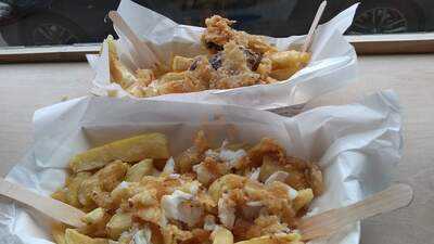 Russels Fish And Chip Takeaway