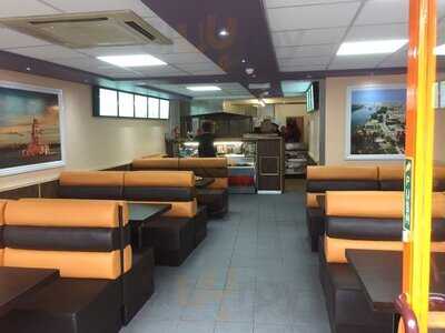 Express Pizzeria & Grill