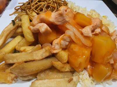 Lees Chinese Takeaway