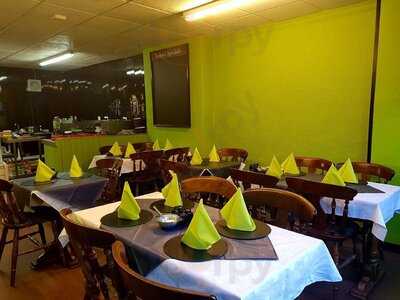 Cakes And Shakes Bistro