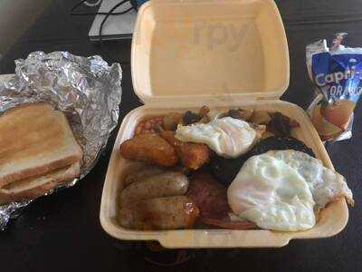 Cakes And Shakes Bistro