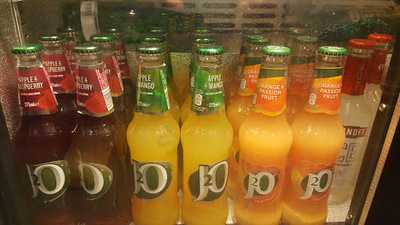 The Hind & Pb Lounge