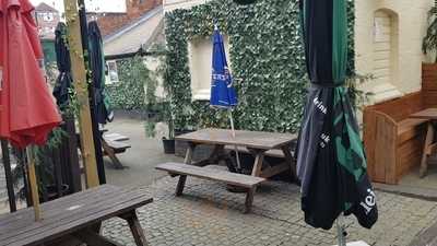 The Hind & Pb Lounge