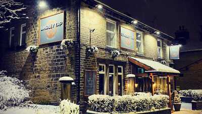 Lindley Tap Bar & Grill