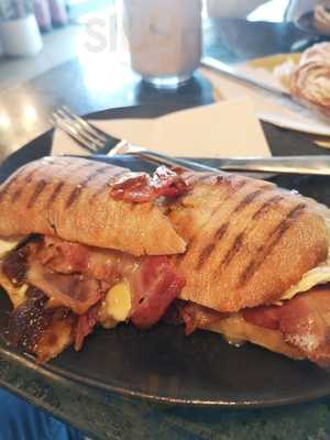 The Queensbury Coffee House, Barker And Stonehouse