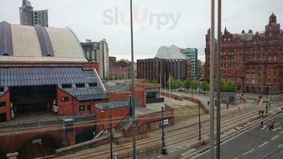 Stalls Cafe Bar - Bridgewater Hall