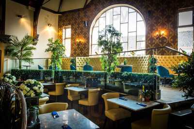 Biltmore Bar & Grill