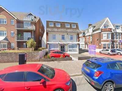 Coast House Bar And Grill