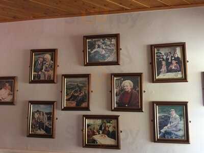 Compo's Take Away And Family Restaurant