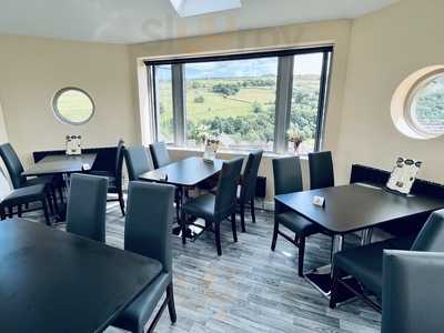 Compo's Take Away And Family Restaurant