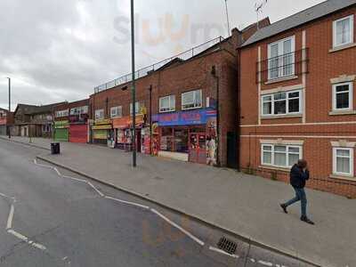 Simply Pizza And Chicken