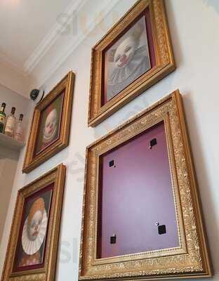 Mackenzie's Whisky Bar