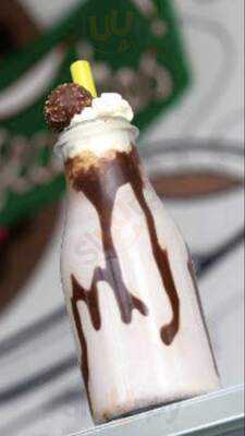 Desserts By Khilonee