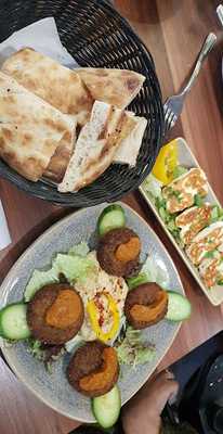 The Unit Cafe - Shisha Lounge