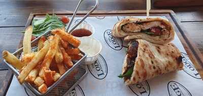 The Lounge Cafe & Bar