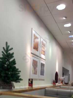 Marks & Spencer Cafe