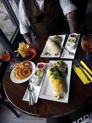 Bliss Bar & Restaurant