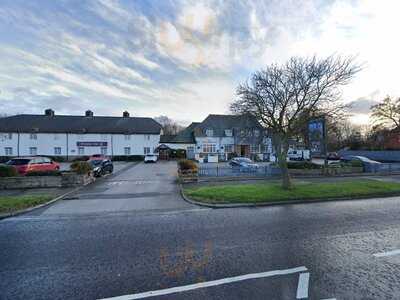 The Gravesberie Inn - Pub & Grill