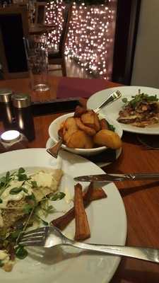 The Quadrant Restaurant & Bar