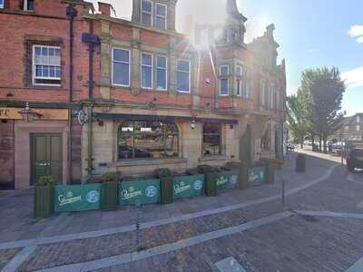 The Quadrant Restaurant & Bar