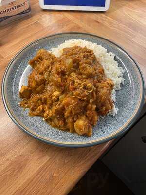 Waltons Food Station