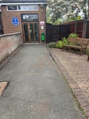 Esther's Coffee Lounge