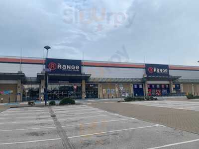 Deedee's Cafe At The Range