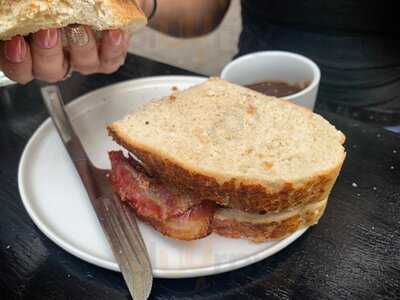 Artel - London Street