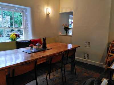 Courtyard Cafe, Claiffe Viewing Station