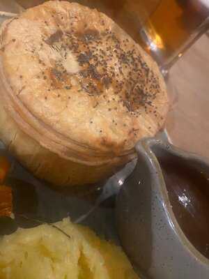 The Punch Bowl (nicholson's Pub)