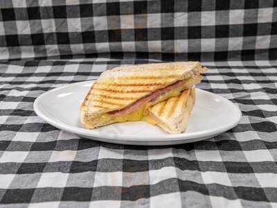 Gibbo's Ringside Bistro