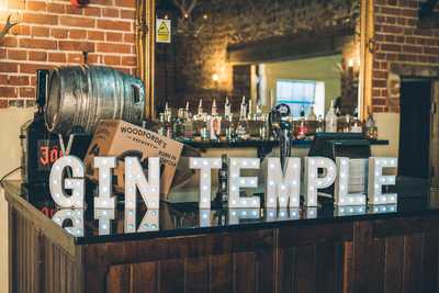 Gin Temple