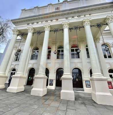 The Dress Circle Restaurant