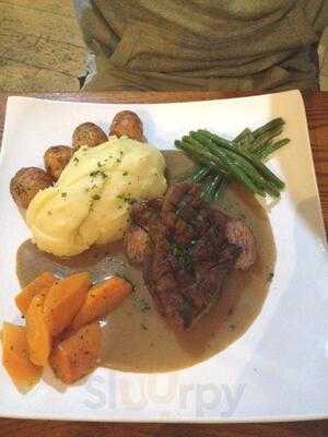 Thornberries Bar And Grill