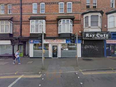 Chez Frenlee's At The Warsaw Diner