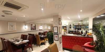 Moti Raj Indian Cuisine