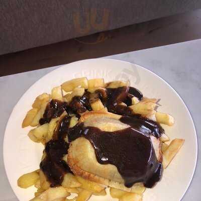 Lee's Fish & Chips & Chinese Takeaway