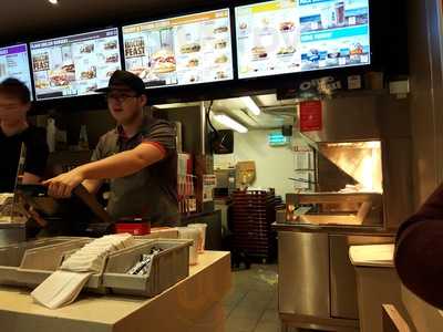 Burger King - Photo 7